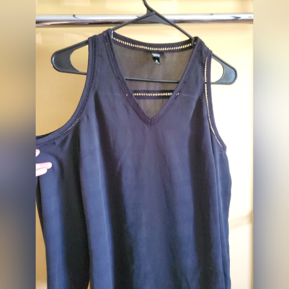MOSSIMO cold shoulder blouse,Size:S